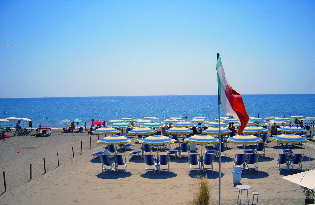 Villa Del Sole Terracina Exterior photo