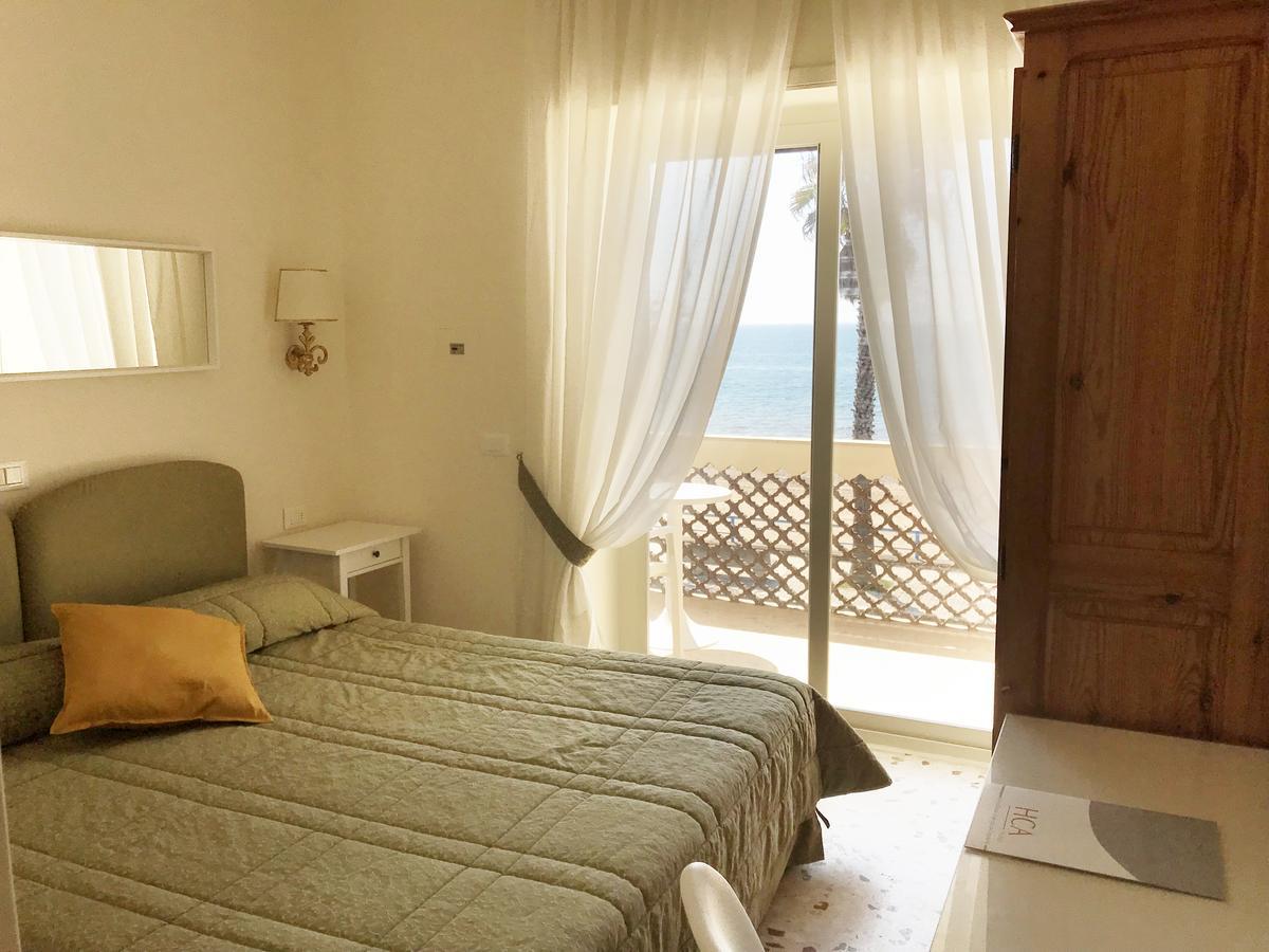 Villa Del Sole Terracina Exterior photo